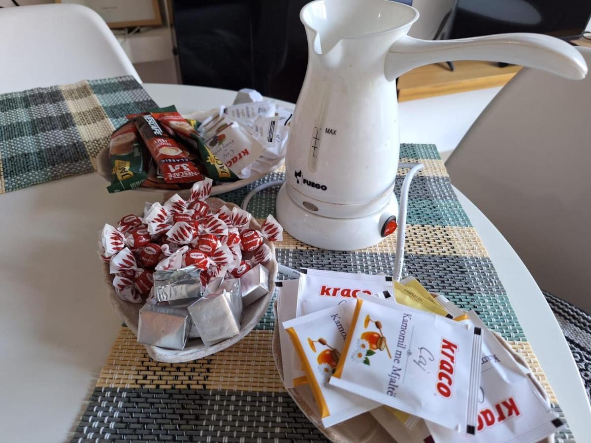 Ergi'S Host Apartment 地拉那 外观 照片