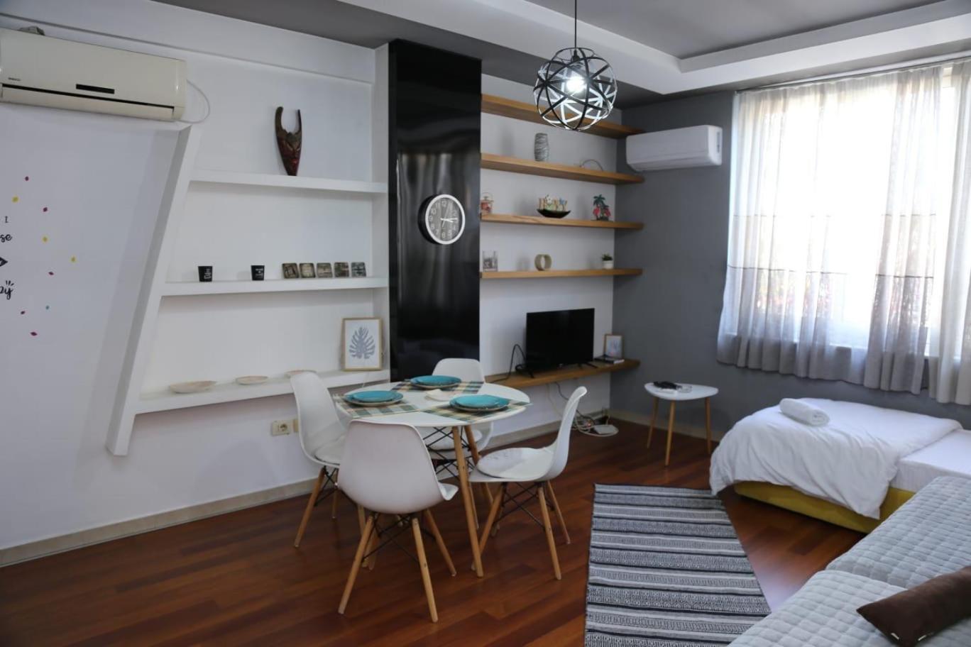 Ergi'S Host Apartment 地拉那 外观 照片
