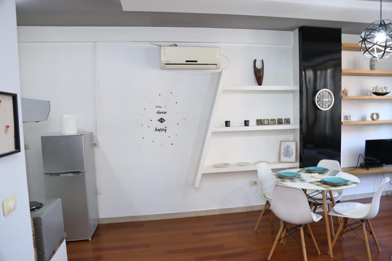 Ergi'S Host Apartment 地拉那 外观 照片